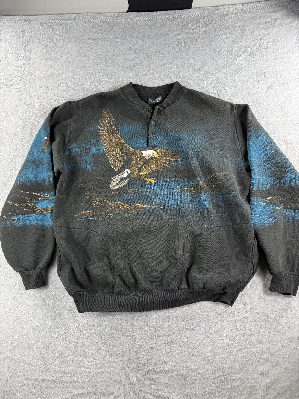 VTG AU Sportswear Eagle All Over Print Henley Sweatshirt Mens Extra Large USA
